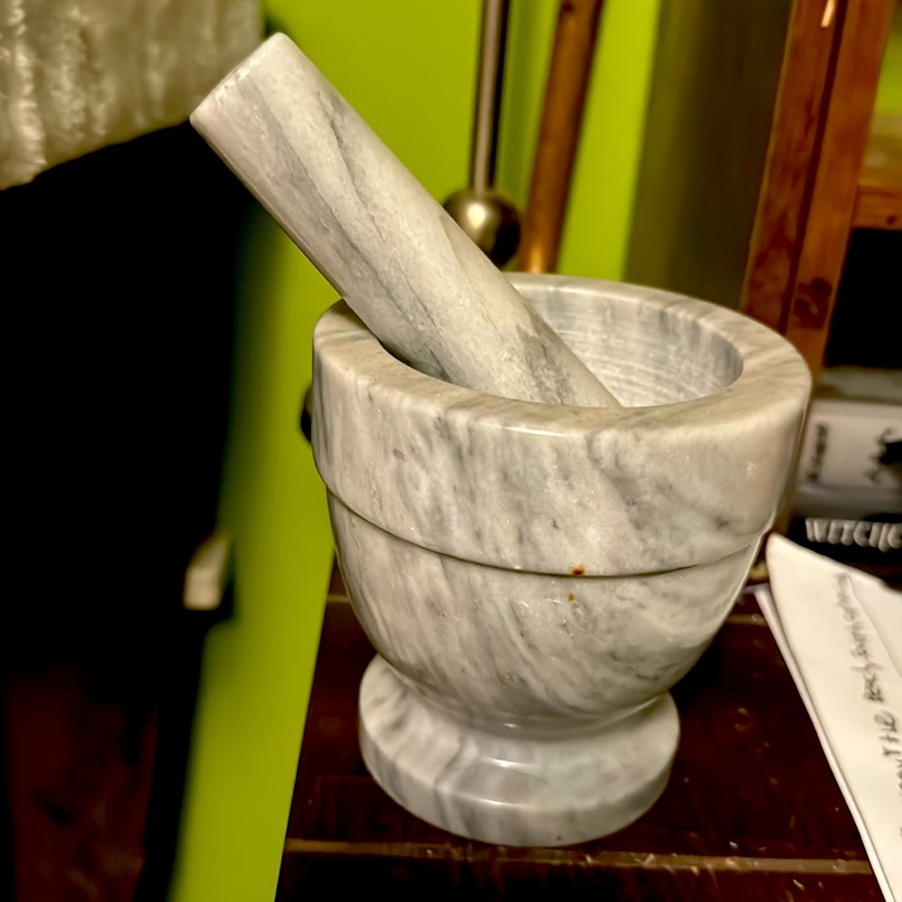 Mortar and pestle - Marble